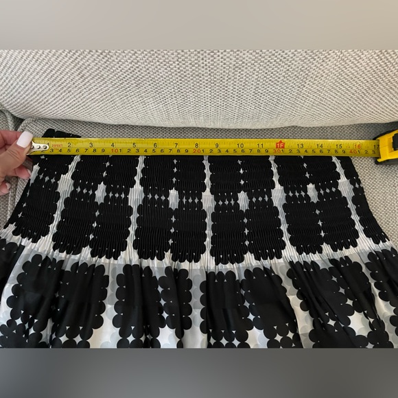 NWOT a-line skirt size M - Picture 2 of 4